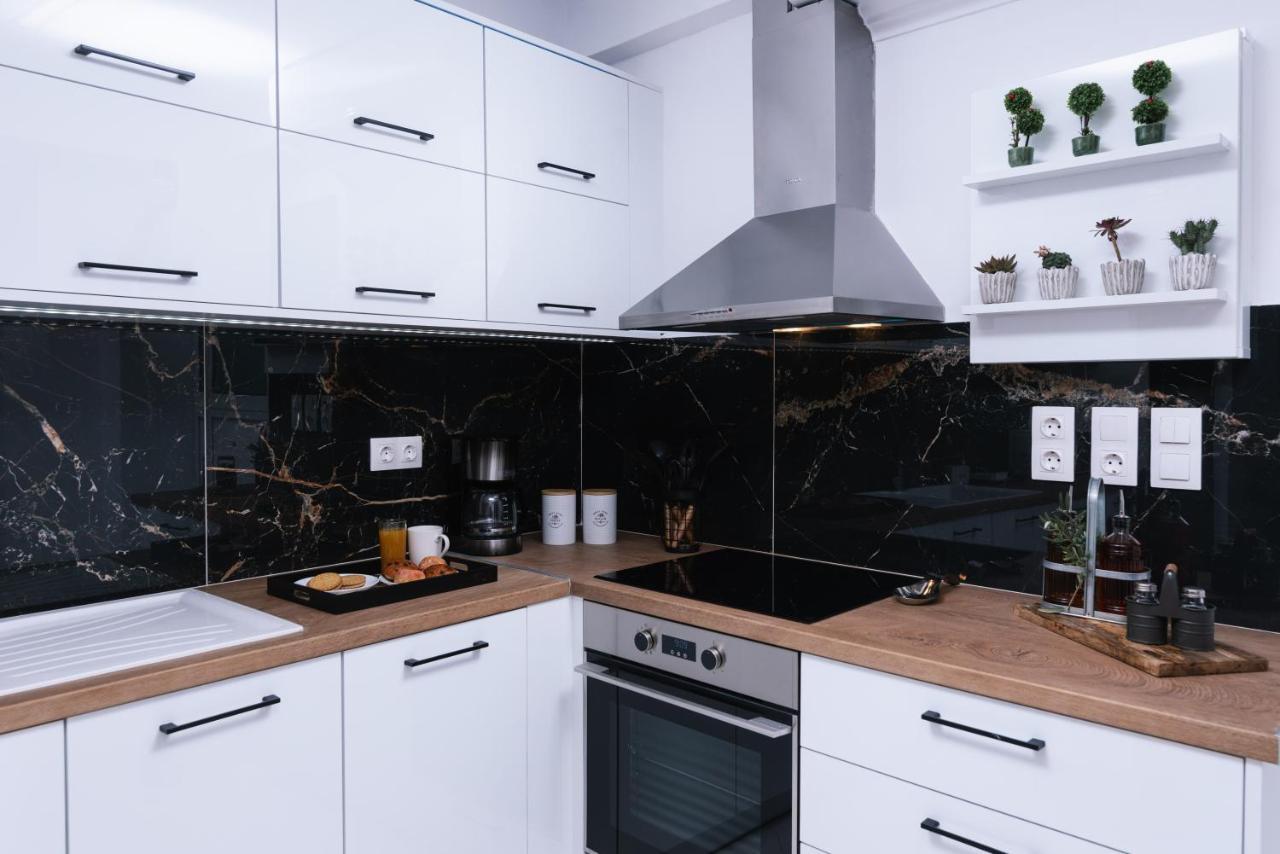 Dream On Apartment Kalamaki  Luaran gambar